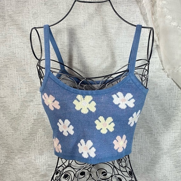 Hazel Moon blue floral cropped cardigan and tank size M - Picture 9 of 9